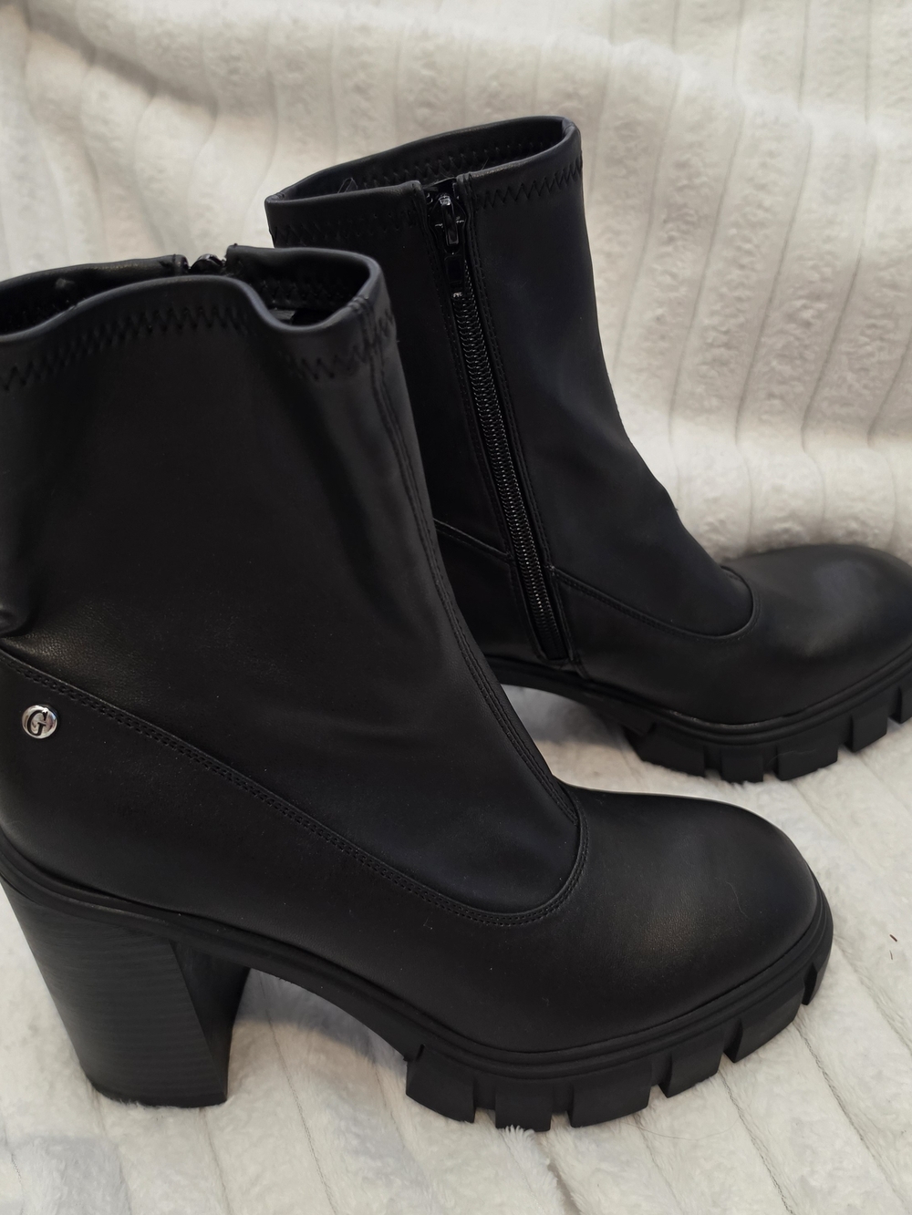 Guess Black Lug-Sole Heel Ankle Boots